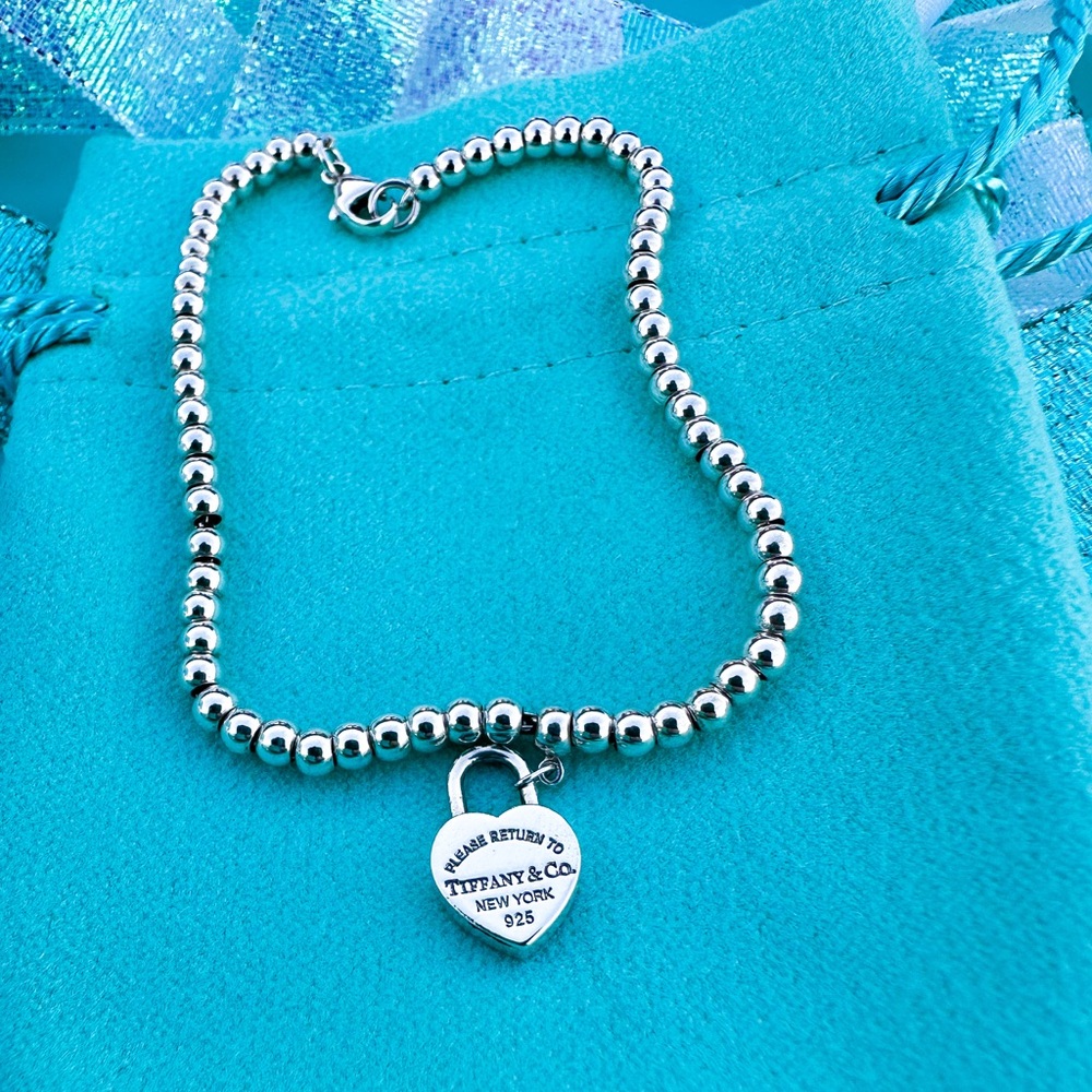 Tiffany & Co Return To Tiffany Heart Charm Beaded Bracelet